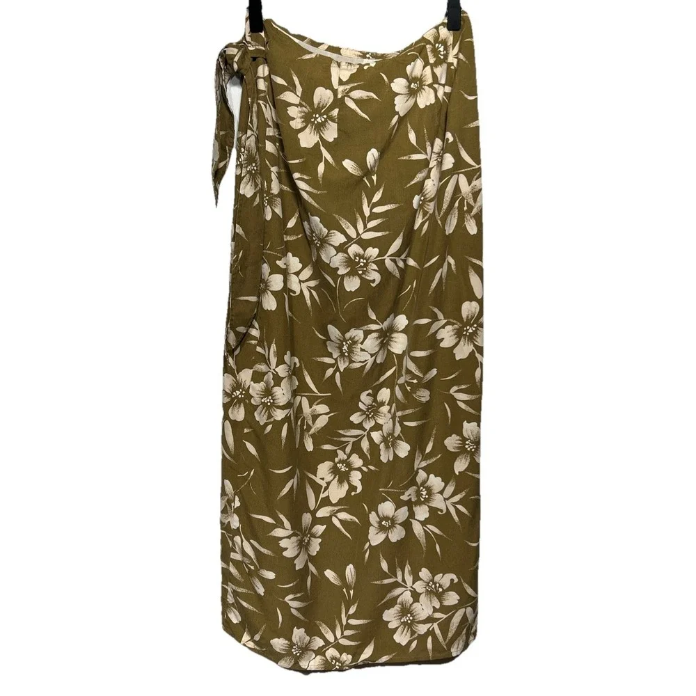 Ann Taylor Silk‎ Wrap Skirt Green Floral Women's Size 2 EUC Vtg